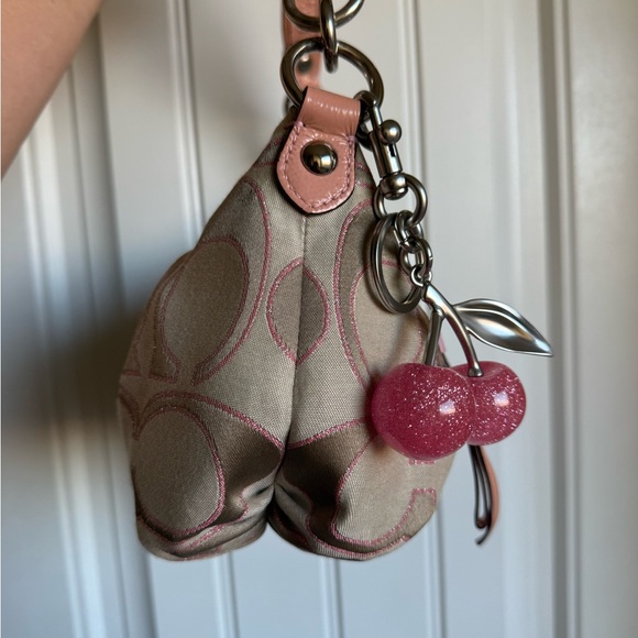 Coach Poppy Bag - Picture 3 of 10